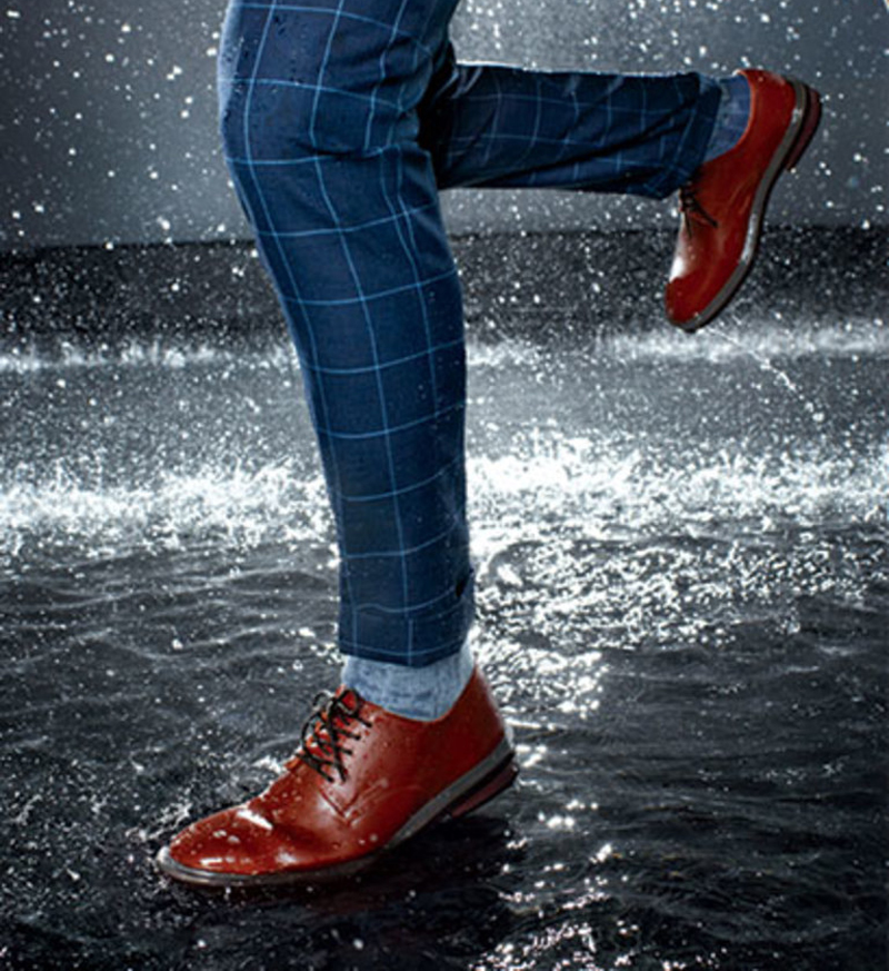 Cách bảo quản giày da nam trong mùa mưa